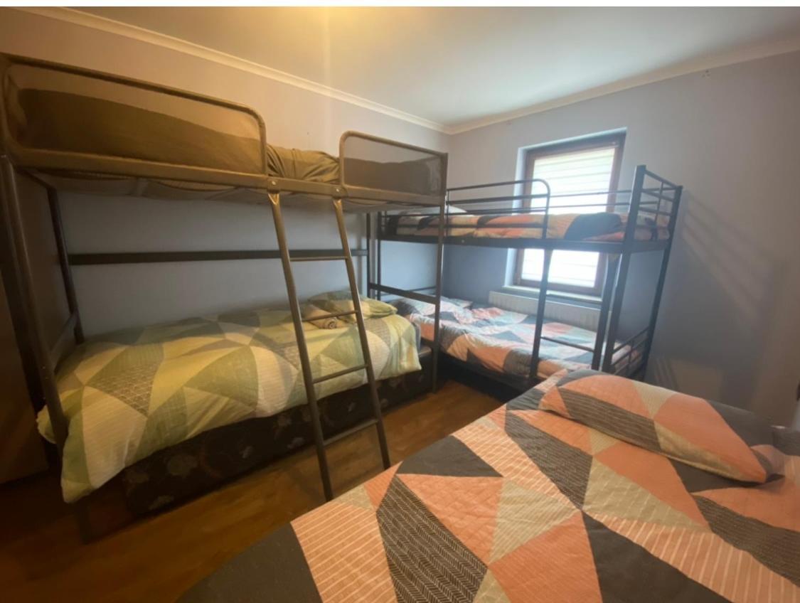 Dublin Airport Big Rooms With Bathroom Outside Room - Kitchen Only 7 Days Reservation 外观 照片