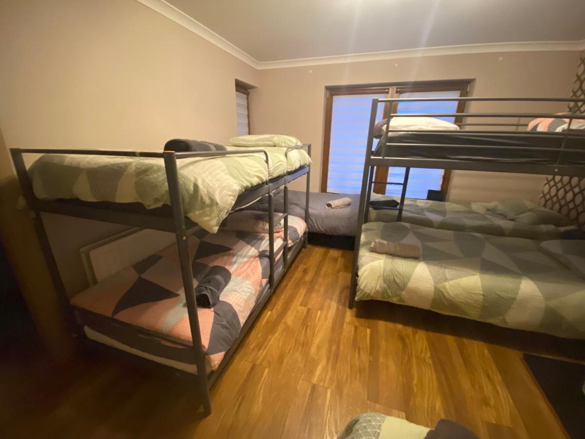 Dublin Airport Big Rooms With Bathroom Outside Room - Kitchen Only 7 Days Reservation 外观 照片