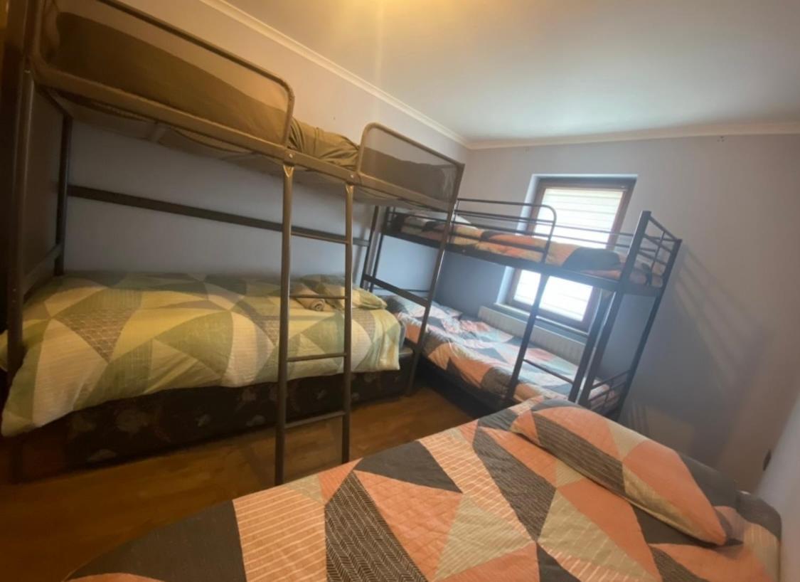 Dublin Airport Big Rooms With Bathroom Outside Room - Kitchen Only 7 Days Reservation 外观 照片