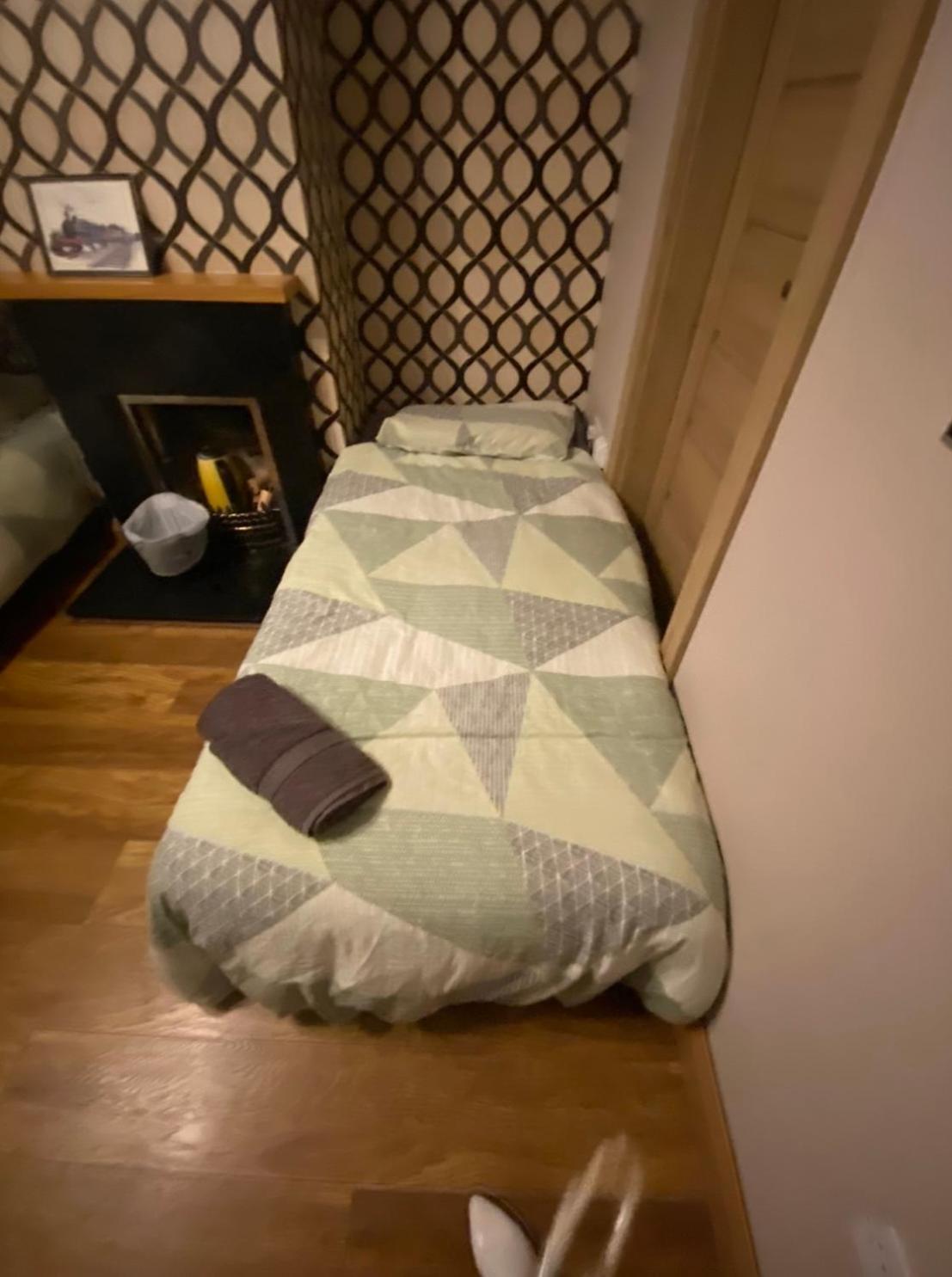 Dublin Airport Big Rooms With Bathroom Outside Room - Kitchen Only 7 Days Reservation 外观 照片